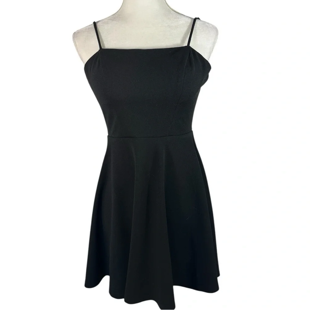 azzedine alaia black dress 1998 Knit Hourglass Halter Bias-Cut Trained Gown Width:Wide aje_mss_sept24 ankle length Bodycon silhouette 🌷Our little wildflower is